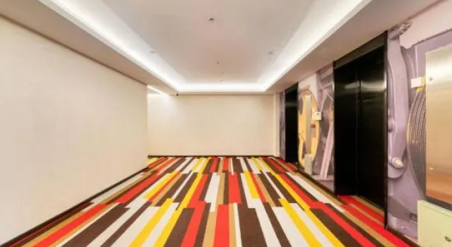 Boyin Select Hotel (Jiaxing XiuZhou Park Wanda Plaza Branch), Prenota Hotel Hotel a Jiaxing con parcheggio, Parcheggio