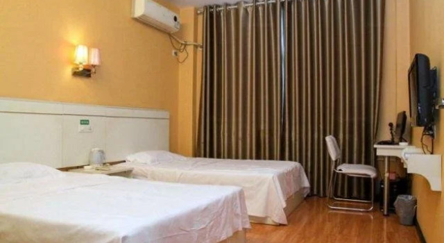 Zhongxiang Shenzhou Inn, Prenota Hotel Zhongxiang Hubei