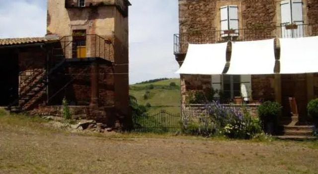 Domaine Sermet, Book Hotel Calmels-et-le-Viala 