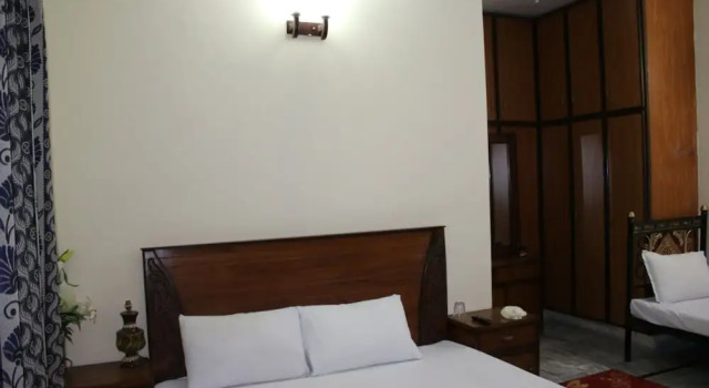 Люкс Zaib Guest House