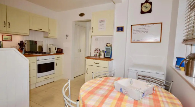 Mulberry Cottage - Cowes, Varaa Lomakoti Mökit kohteessa Merseyside, Mökki