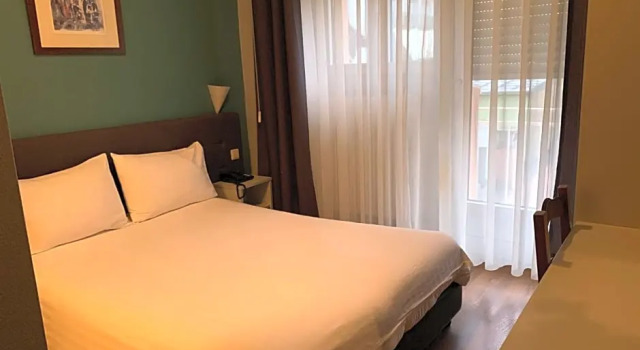 Двухместный номер Standard Yasha Hotel
