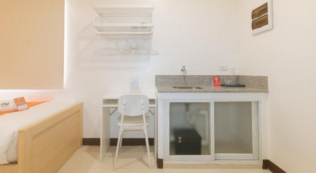 Люкс Superior Sans Hotel at One JD Place Makati by RedDoorz