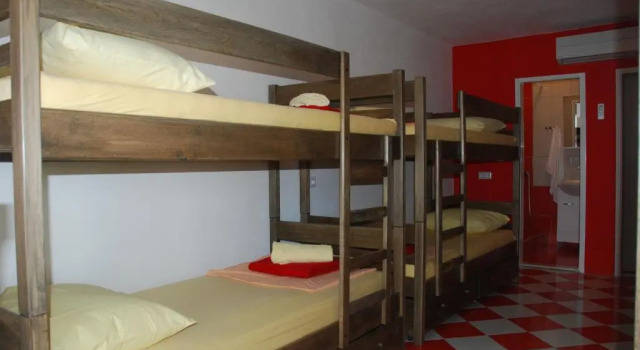 Кровать в общем номере Hostel Villa Zorana