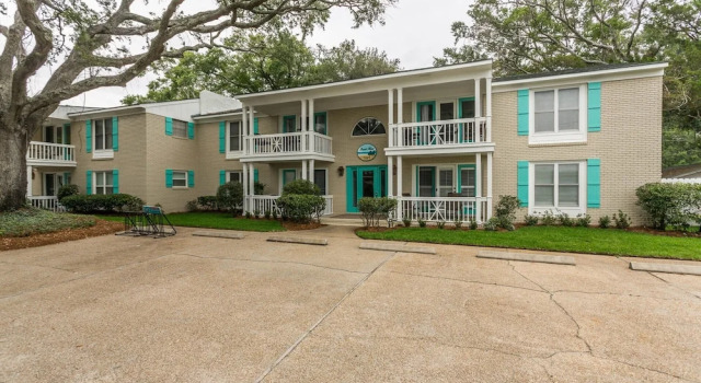 707a Oglethorpe Avenue by Hodnett Cooper, Book Hotel St Simons Island Georgia