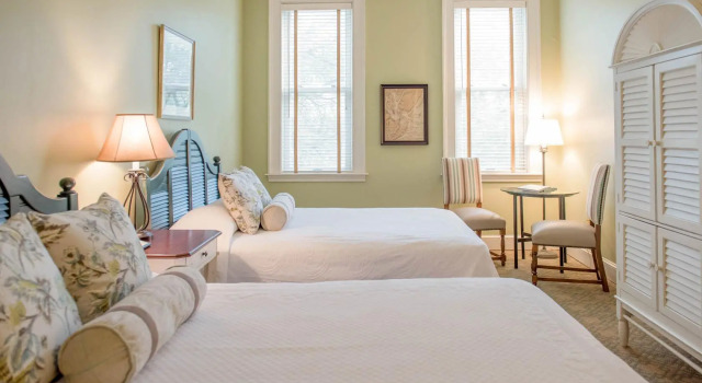 Четырёхместный номер Standard Fulton Lane Inn