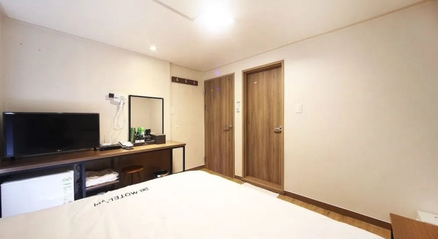 Ssang-ma, Rezerwuj Motel Hotele w Busanjin-Gu z parkingiem, Parking