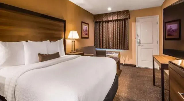 Люкс c 1 комнатой Best Western John Day Inn