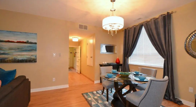 The SoMa Furnished Residences, Varaa Huoneisto Hamilton 