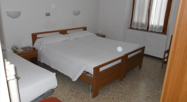 Четырёхместный номер Standard Hotel Italia