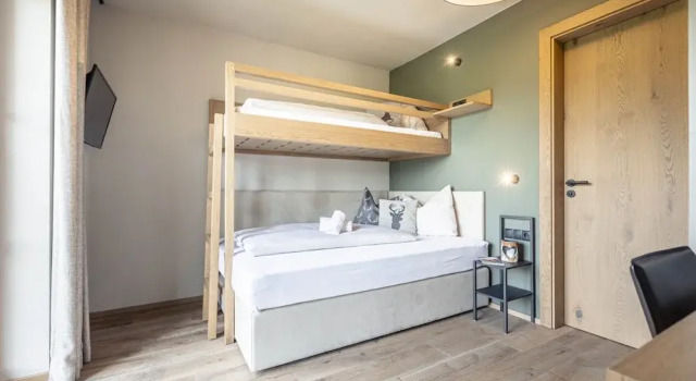 Beautiful Apartment in Tyrol With Terrace, Забронировать Апартаменты/квартира Апартаменты Тироля, Апартаменты/квартира
