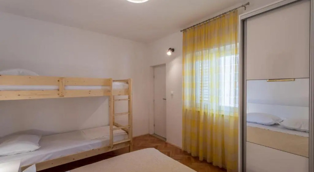Apartments Drago Kovačić, Book Lejlighed Hoteller i Celina med parkering, Parkering