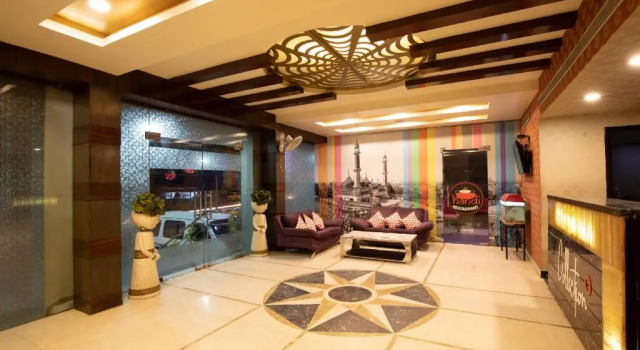 O S Comfort by OYO Rooms, Забронировать Отель Бизнес-отели штата Карнатаки, 4* 5*