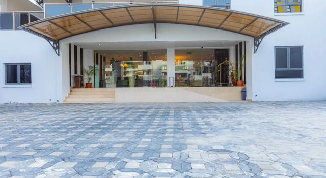 Isglo Hotels Ikoyi, Rezervovat Hotel Hotely v Lagos s bazénem, Bazén