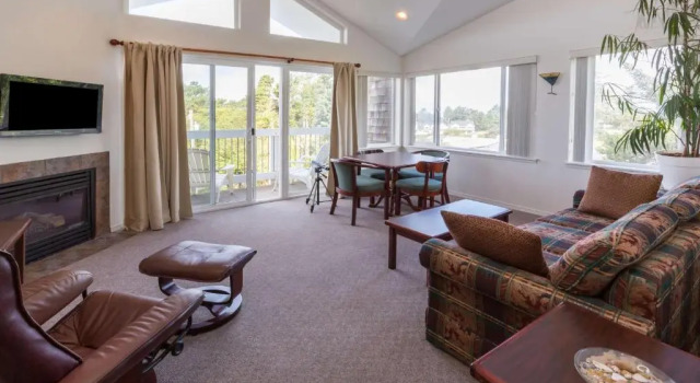 Двухместный номер Deluxe с видом на океан Travelodge by Wyndham Depoe Bay