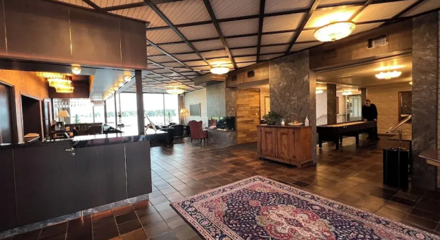 Sundbyholms Slott, Reservar Hotel Hotéis SPA em Mälaren, SPA