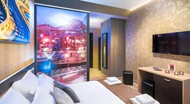 Central Point Boutique Hotel
