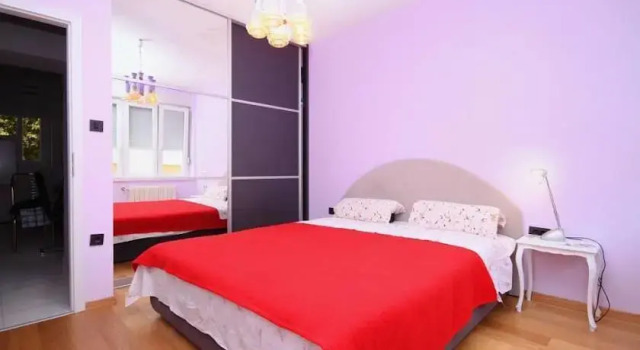 Apartment Gentle Rose, Prenota Appartamento Splitska 