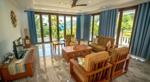 Апартаменты с 2 комнатами La Maison Hibiscus Self Catering Accommodation