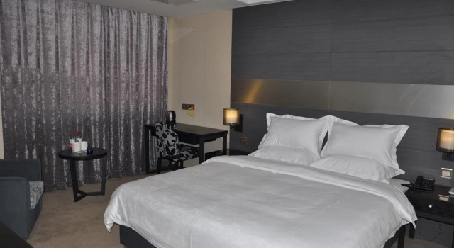 Borrman Hotel