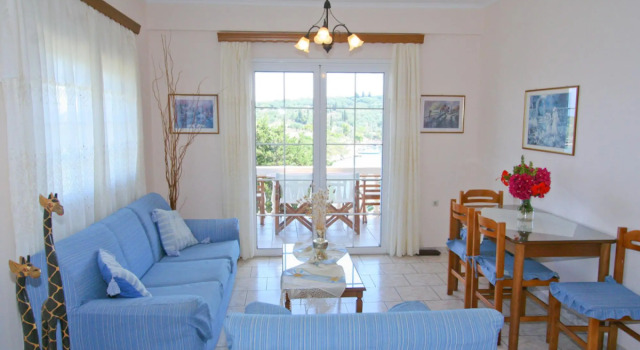 Dolphin House Large Private Pool Walk to Beach Sea Views A C Wifi Car Not Required - 557, Забронировать Дом для отпуска Коттеджи Паксос, Коттедж