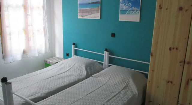 Апартаменты Цокольный этаж с 2 комнатами Castle Home Apartments