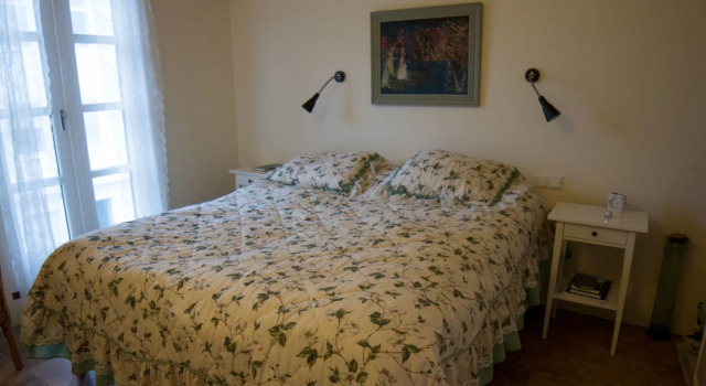 Three Sisters Studio Apartments