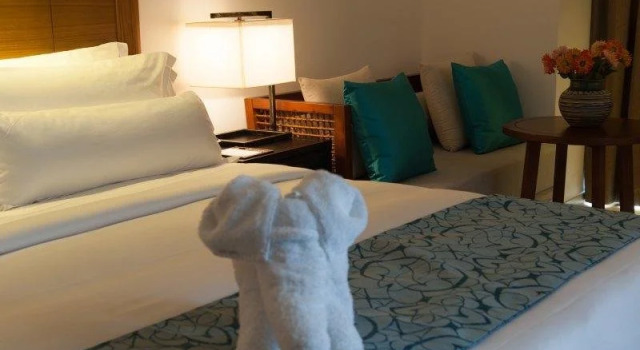 21° Holiday Hotel, Rezerwuj Hotel Yinhai Beihai