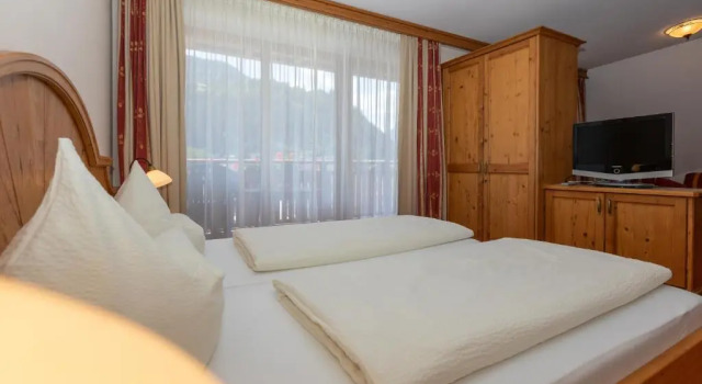 Полулюкс Hotel Garni Elisabeth