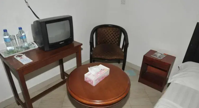 Lion Hotel, Buchen Sie Hotel Sinza Daressalam