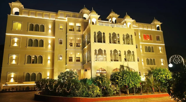 Полулюкс Heiwa Heaven Resort