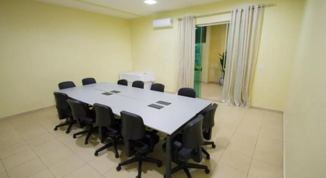 Hotel Equinocios Executive, Book Hotel Barcarena 