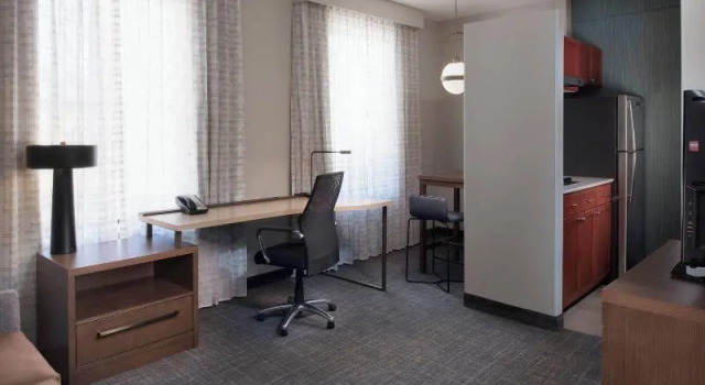 Четырёхместный люкс Residence Inn Memphis Downtown