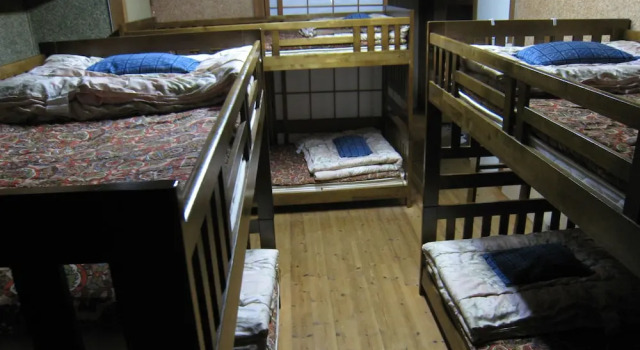 Кровать в общем номере (женский номер) Hotel Eco Dogo