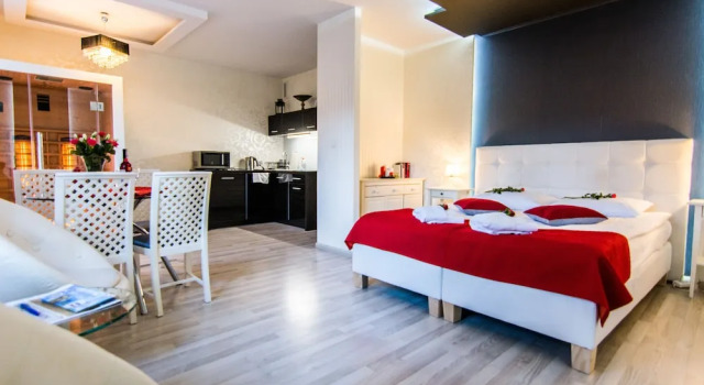 Apartamenty hoteLOVE pod Debami, Забронировать Апарт-отель Карпач 