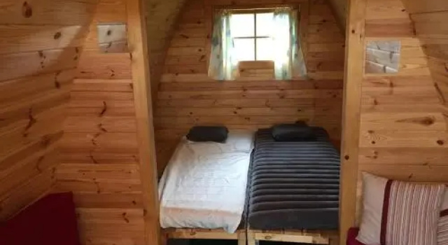 Camping Le Pommier Rustique, Забронировать Кемпинг Yvoir провинция Намюр