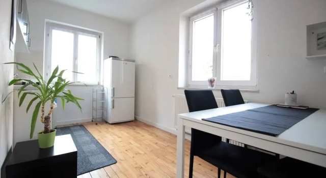 Charmante 3-Zimmerwohnung Mit Stellplatz, Забронировать Отель Отели Вюрцбурга 3 звезды, рядом с Церковь Св. Буркарда, 3*