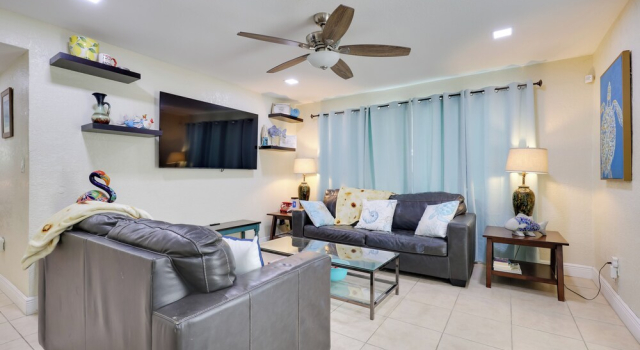 5 Mi to Beaches! Family Home in Fort Lauderdale