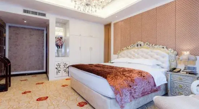 Люкс Presidential Jinqian Jiahua Hotel
