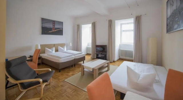Четырёхместный номер Standard Apartment Hotel Konstanz