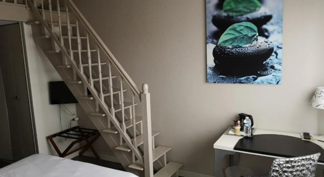 CitHotel Logis Le Chêne Vert, Забронировать Отель Отели Ле-Сабль-д'Олон 3 звезды, 3*