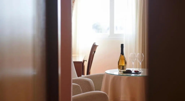 Люкс Hotel Restaurante Emilio