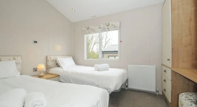 Lodge 69 at Riviera Bay Coastal Retreat, Prenota Hotel Brixham Devon, vicino a Mansands