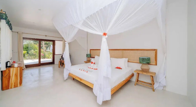 Двухместный номер Deluxe с балконом Spice Island Hotel & Resort