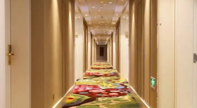 Yin Run Town Hotel