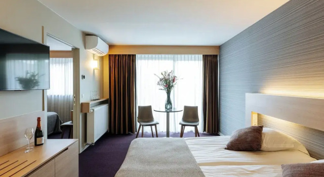 Четырёхместный семейный номер Standard COSMOPOLITE Hotel - Nieuwpoort-Bad