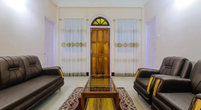 Oyo 22570 Amenity Guest House, Забронировать Гостевой дом Гостевые дома Шиллонг, Гостевой дом