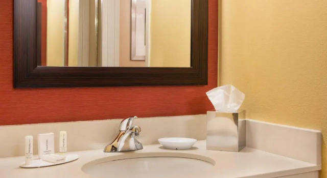 Номер Executive Courtyard by Marriott Hartford Manchester