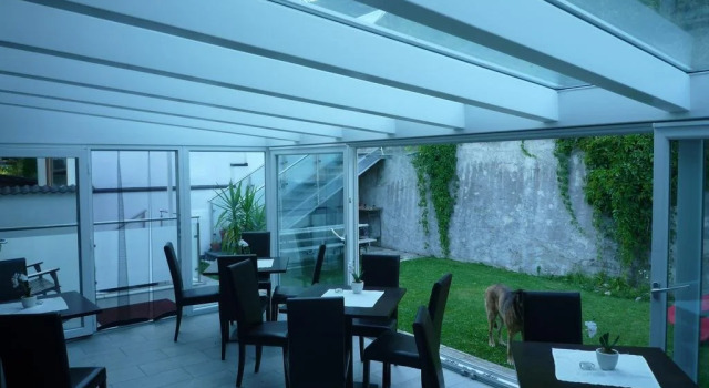 Appartementhaus Klammer, Rezerwuj Hotel Hotele w Tyrol z parkingiem, Parking
