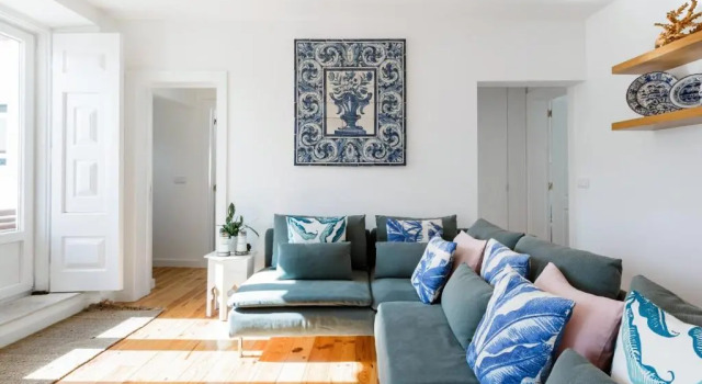 Alfama Terrace Best River and Historic City View Spacious and Charming Ground Floor 18th Century Building